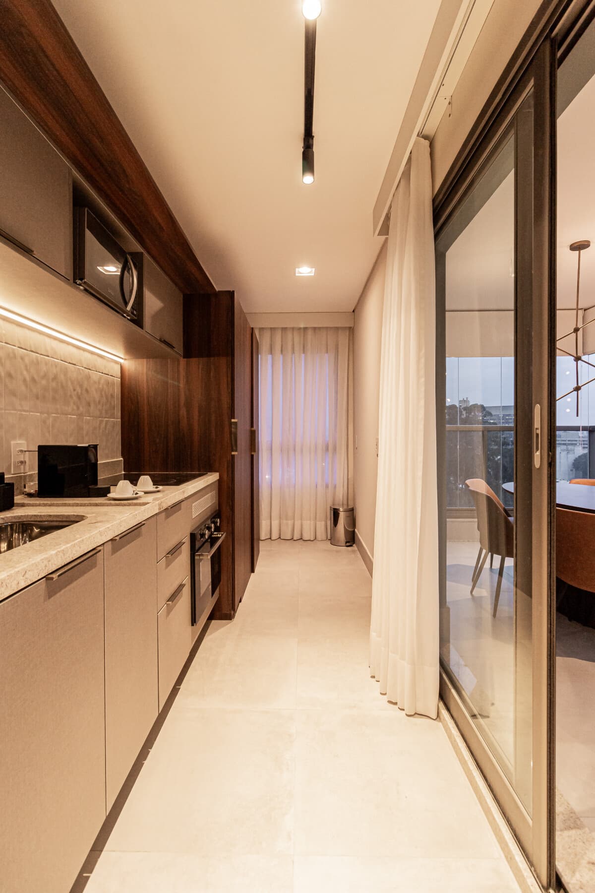 Apartamento Duplex (Casal e 2 Solteiro) - 92M - Iconyc House of Charlie